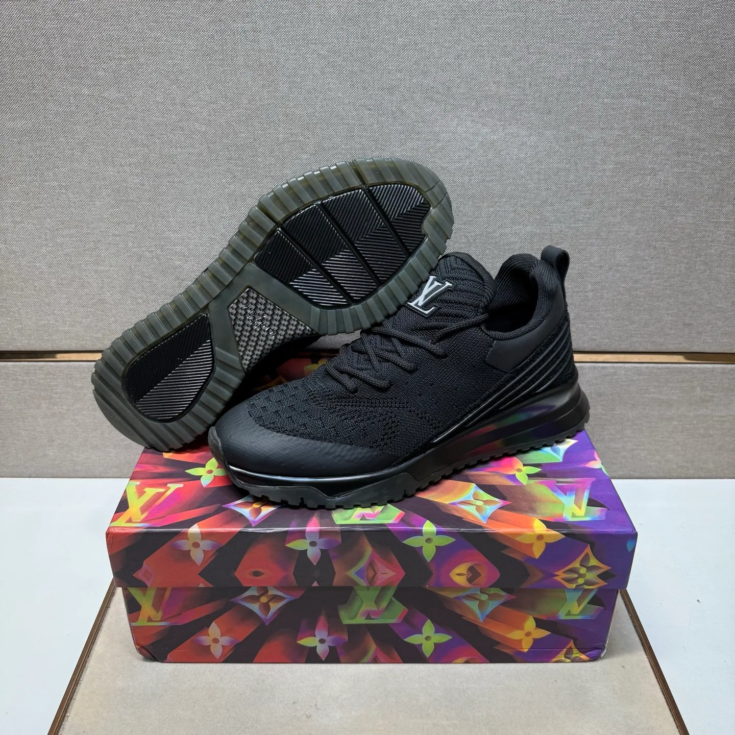 ⬛️Men's shoes 💰p480 [LV～] Men's casual shoes 2025z cabinet sales simultaneously 🔶Size: 38-44 #️⃣ 🔷4 colors🔜The upper is made of multi-material splicing➕Mesh lining, comfortable and breathable, sole: original comfortable and wear-resistant outsole, ⚠️real thing📱photographed🎬real thing is better📢📢📢